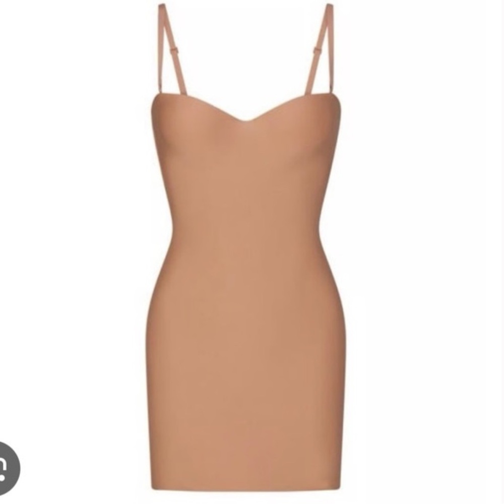 SKIMS Body Molded Underwire Slip Dress - Sienna